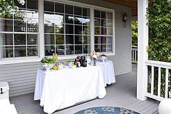 SHOWER THE BRIDE AND GROOM